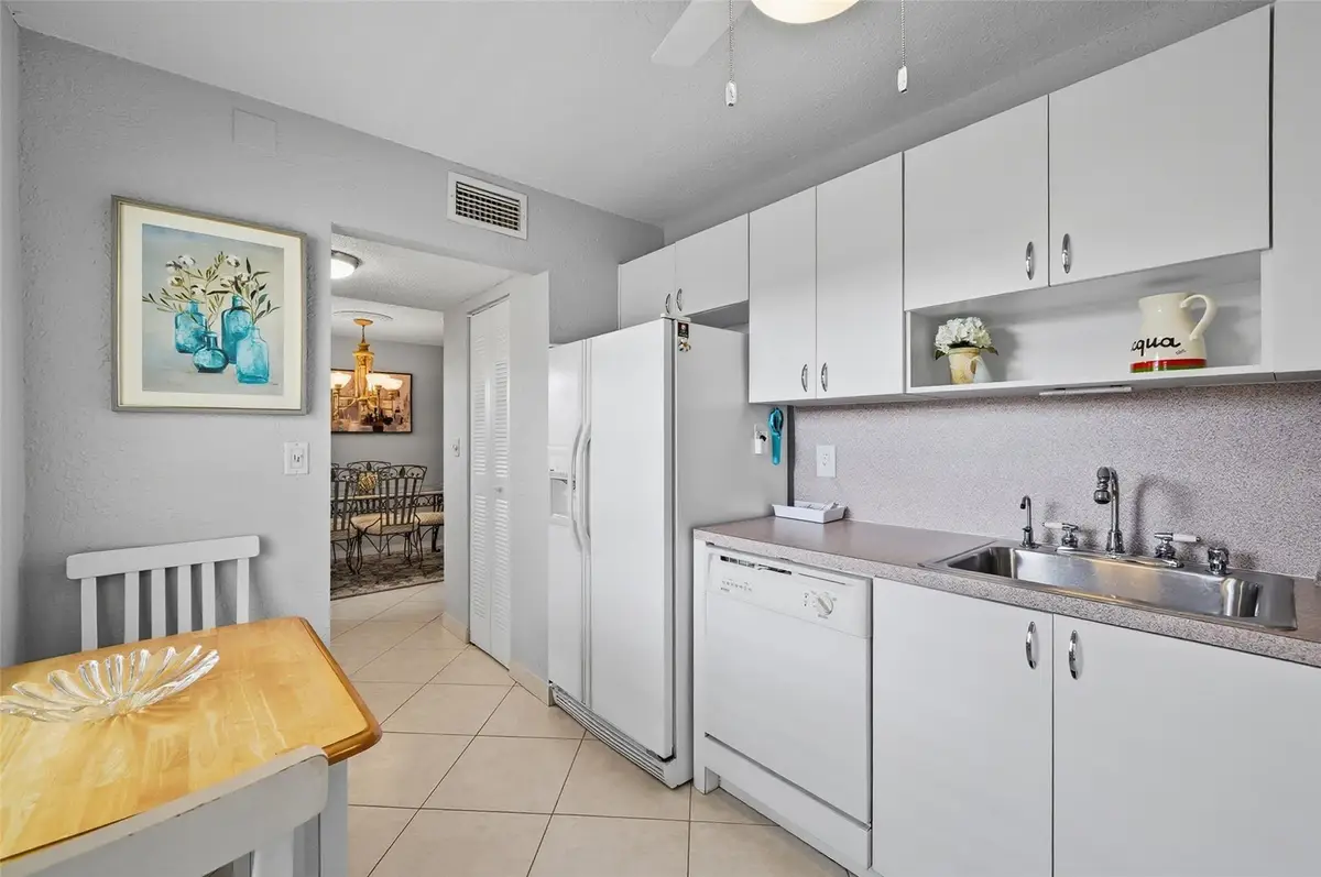 3990 NW 42nd Avenue #305, Lauderdale Lakes, FL 33319 - #1