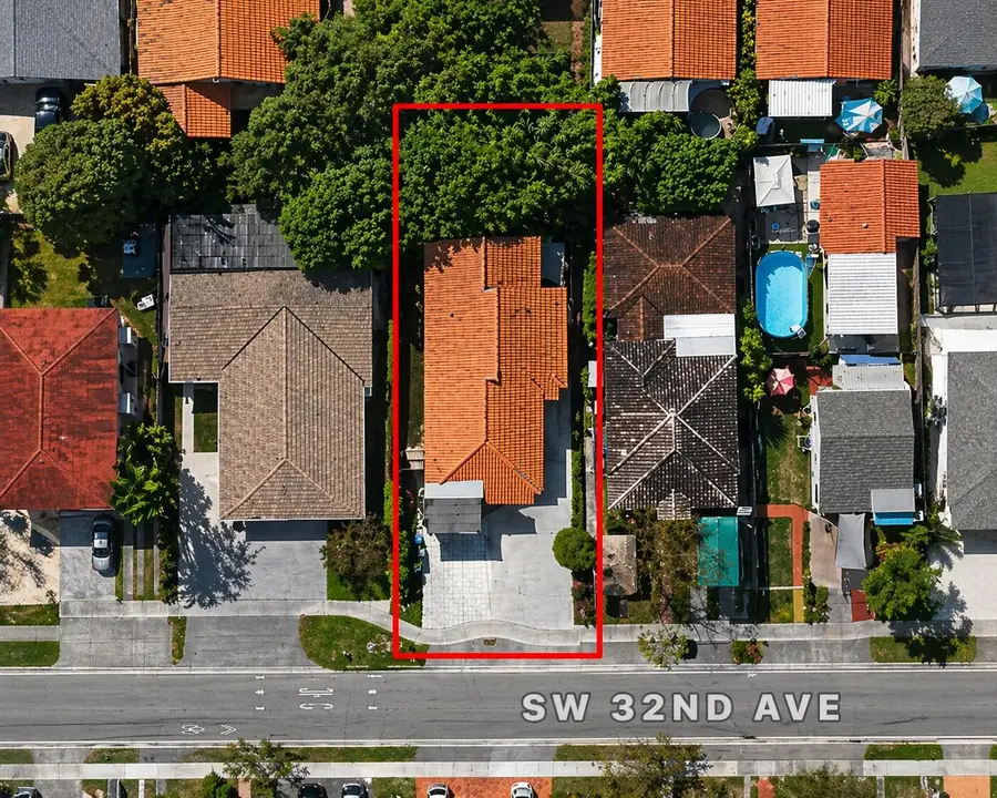 2620 SW 32nd Avenue, Miami, FL 33133 - #2