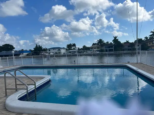 3100 NE 49th Street #PH06, Fort Lauderdale, FL 33308
