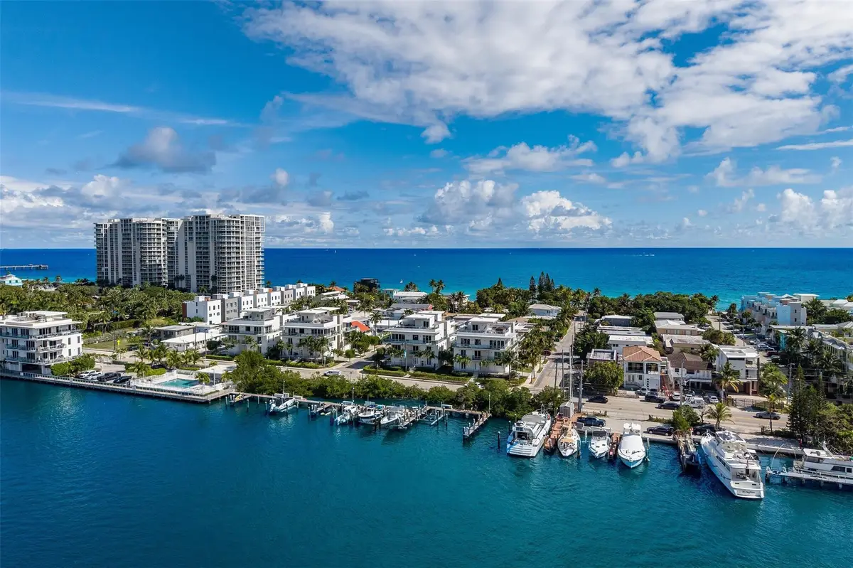 350 Desoto Street, Hollywood, FL 33019 - #1
