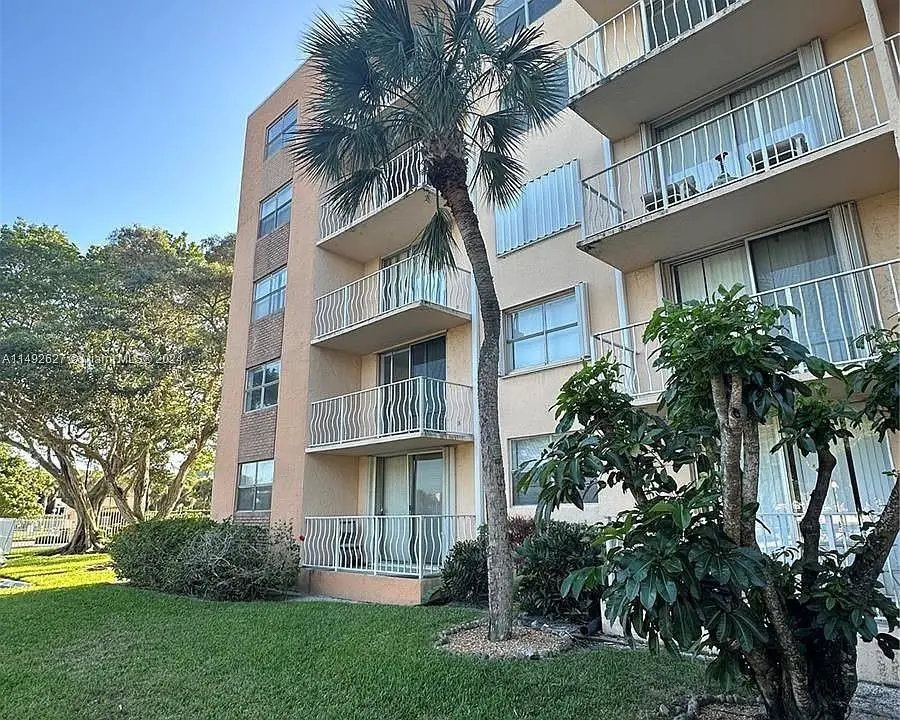 500 Executive Center Drive #3i, West Palm Beach, FL 33401 - #1