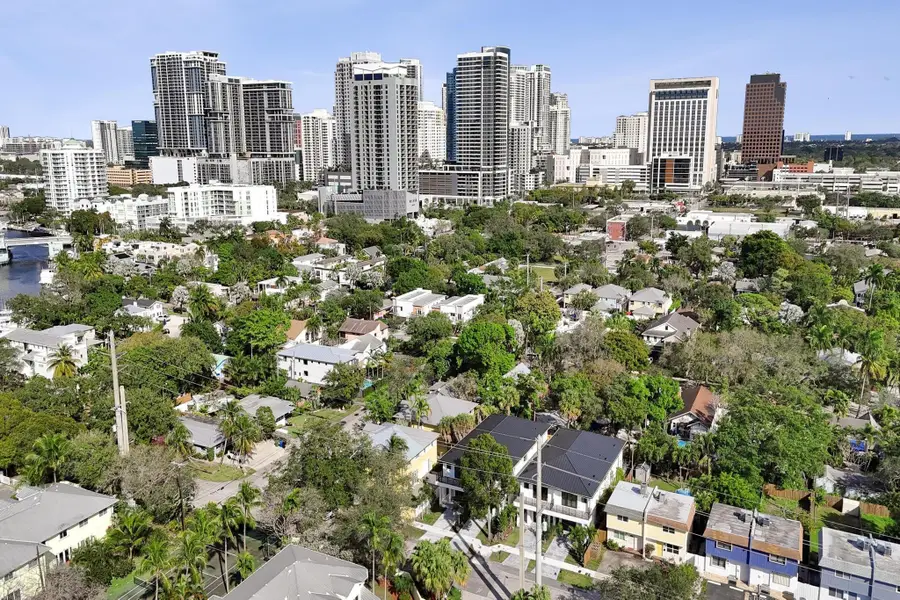 604 SW 7th Avenue, Fort Lauderdale, FL 33315 - #2