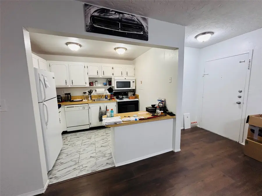 7300 NW 17th Street #405, Plantation, FL 33313 - #2