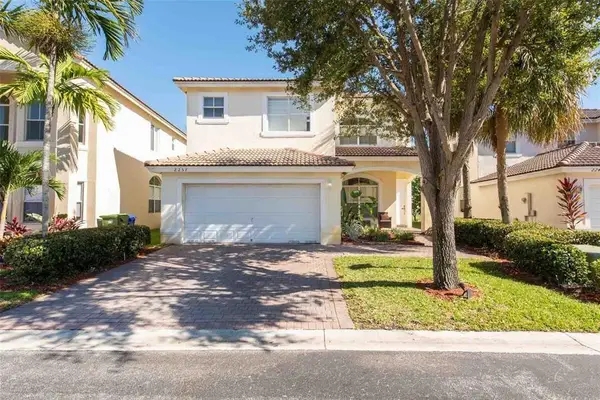 2257 NW 77th Terrace, Pembroke Pines, FL 33024