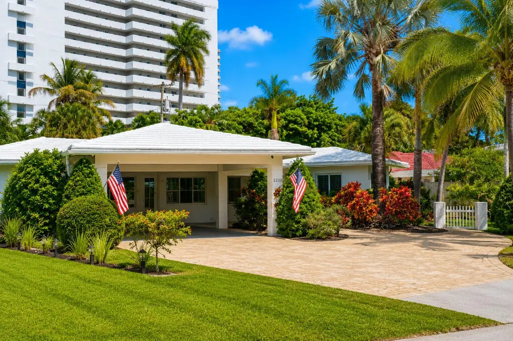2200 NE 32nd Avenue, Fort Lauderdale, FL 33305 - #1
