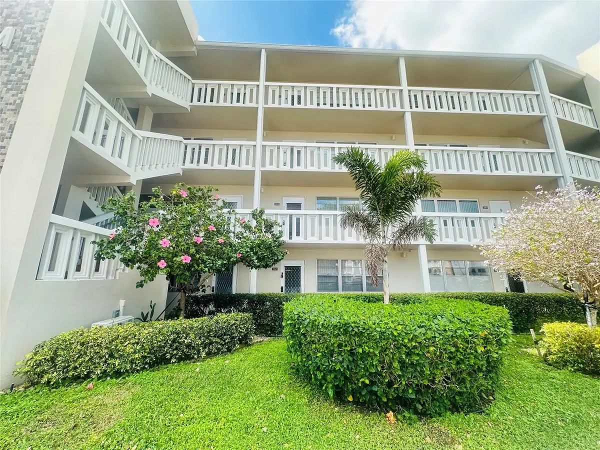 162 Grantham E #162, Deerfield Beach, FL 33442 - #1