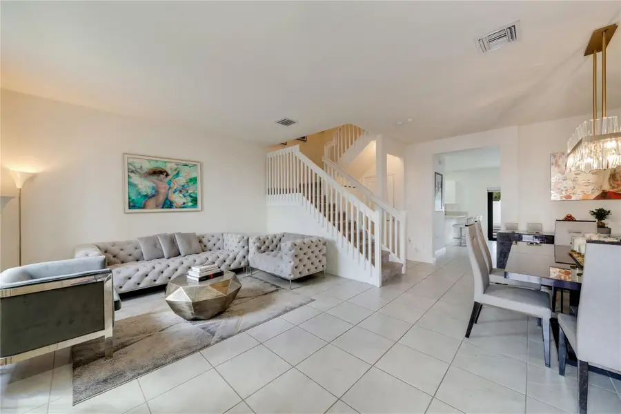 11392 W 34th Way, Hialeah, FL 33018 - #3