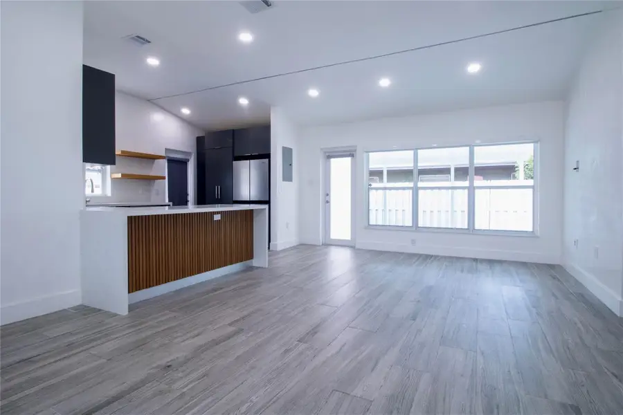 245 SW 20th Street, Fort Lauderdale, FL 33315 - #3