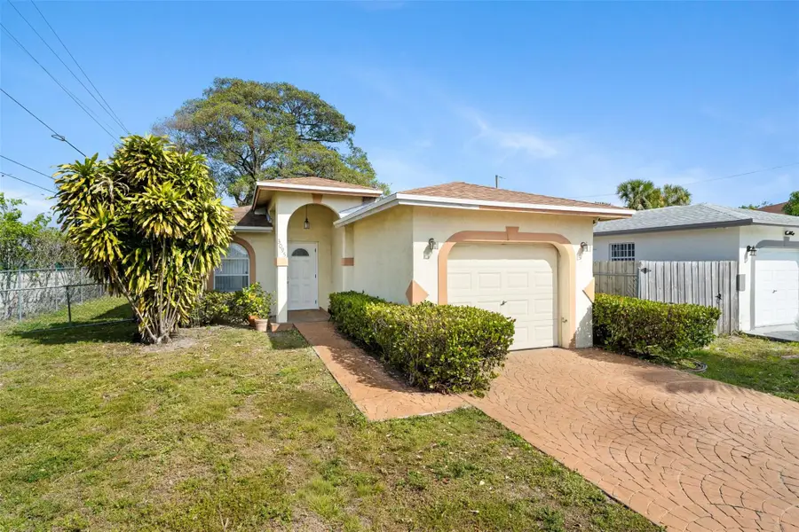 3095 NW 8th Street, Fort Lauderdale, FL 33311 - #2