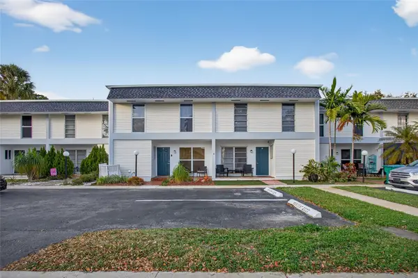 3331 Farragut Street #8d, Hollywood, FL 33021