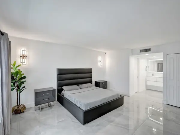 3500 Galt Ocean Drive #1109, Fort Lauderdale, FL 33308
