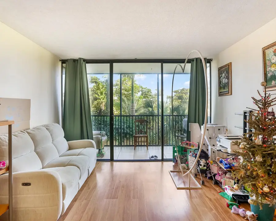 20379 W Country Club Drive #332, Aventura, FL 33180 - #2