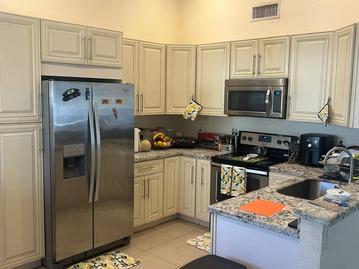 1281 SW 85th Avenue, Pembroke Pines, FL 33025 - #1