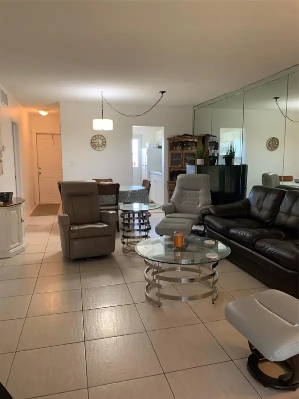 2751 Golf Boulevard #2028, Pompano Beach, FL 33064