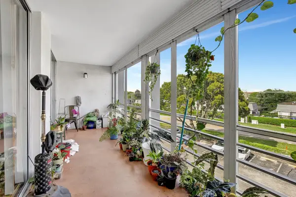 6923 Cypress Road #D12, Plantation, FL 33317