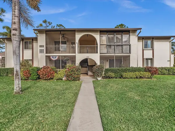 305 Knotty Pine Circle #A2, ,, FL 33463