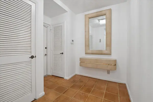 4110 W Palm Aire Drive #101b, Pompano Beach, FL 33069