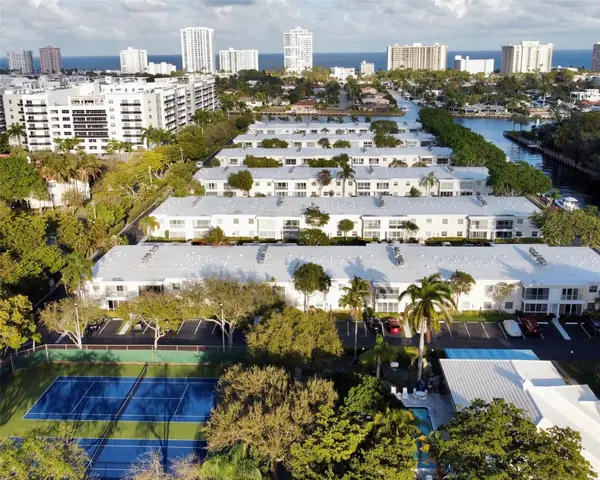 6405 Bay Club Drive #4, Fort Lauderdale, FL 33308