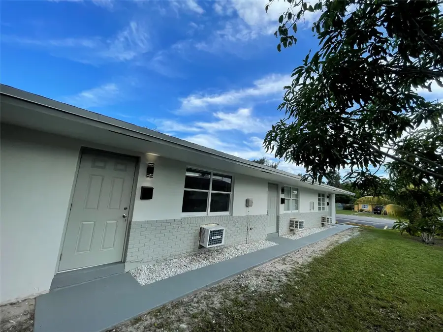 721 SW 8th Street, Pompano Beach, FL 33060 - #2