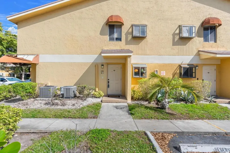 3053 N Oakland Forest Drive #102, Oakland Park, FL 33309 - #2