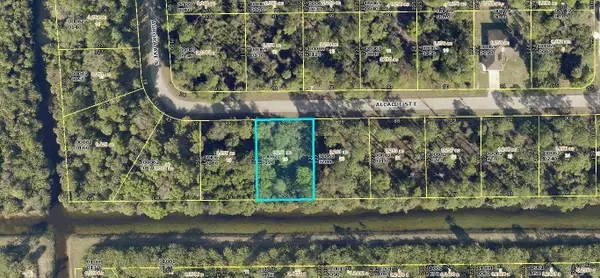 920 Alcalde Street E, Lehigh Acres, FL 33974