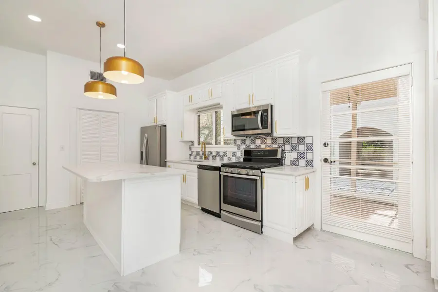 232 Rugby Road, West Palm Beach, FL 33405 - #2