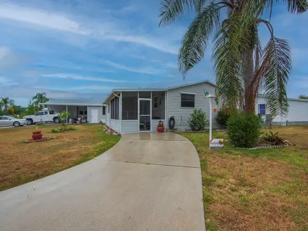 471 Tropical Isles Circle, Fort Pierce, FL 34982
