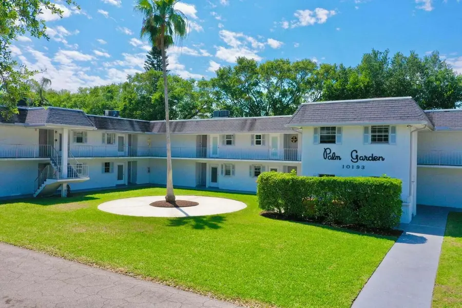10193 N Military Drive #203, Palm Beach Gardens, FL 33410 - #2