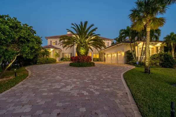 2265/2255 Seaside Street, Vero Beach, FL 32963