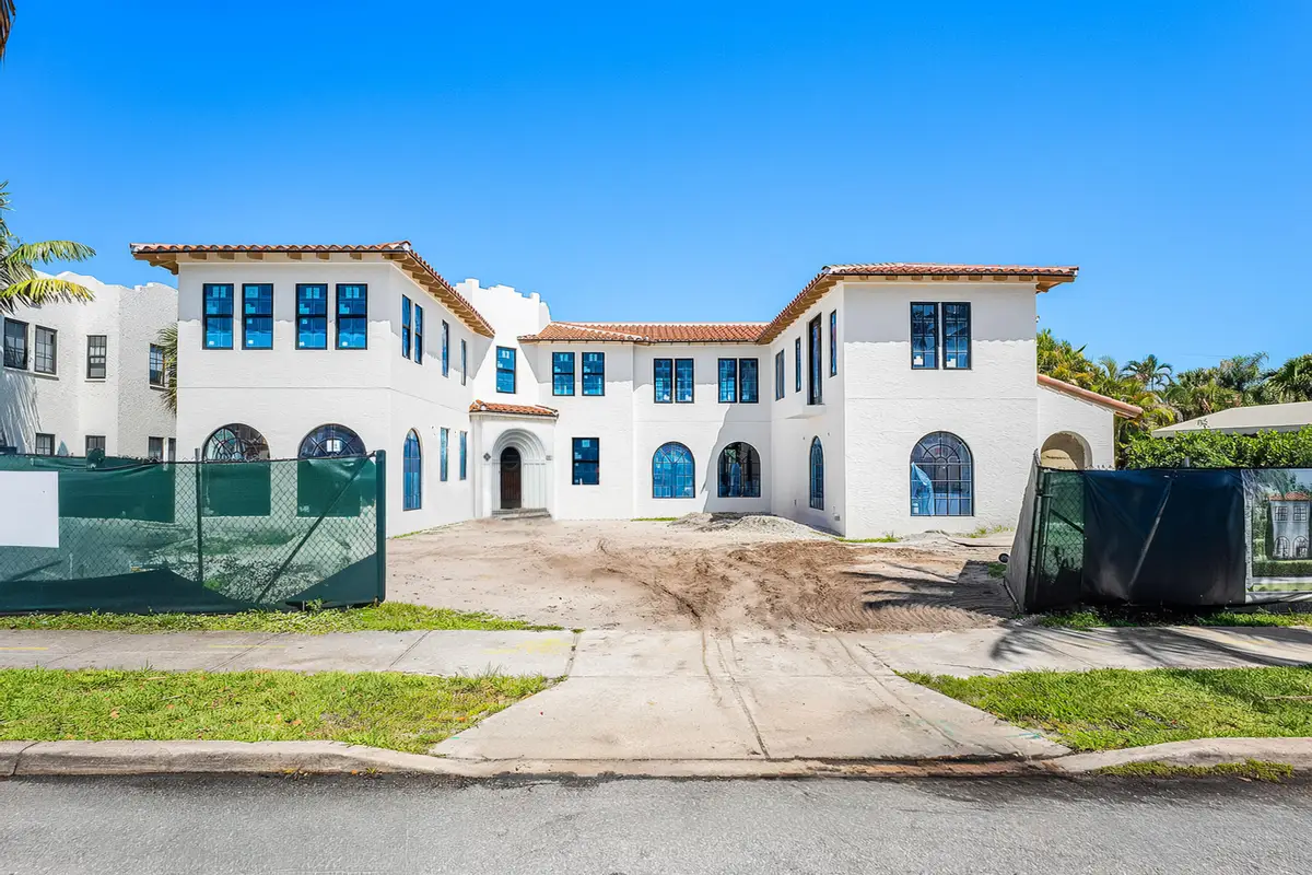 221 Monroe Drive, West Palm Beach, FL 33405 - #1