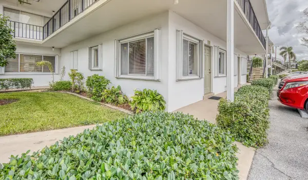3040 Lake Osborne Drive #106, ,, FL 33461