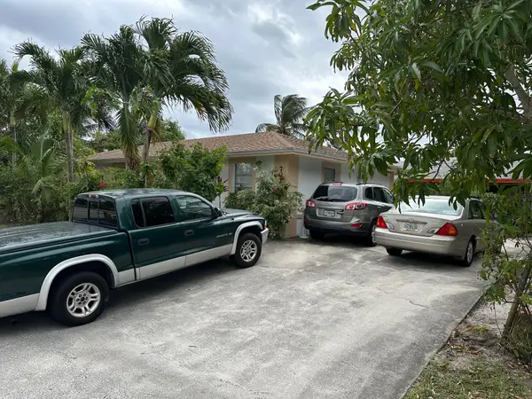 702 SW 7th Street Sw, Delray Beach, FL 33444