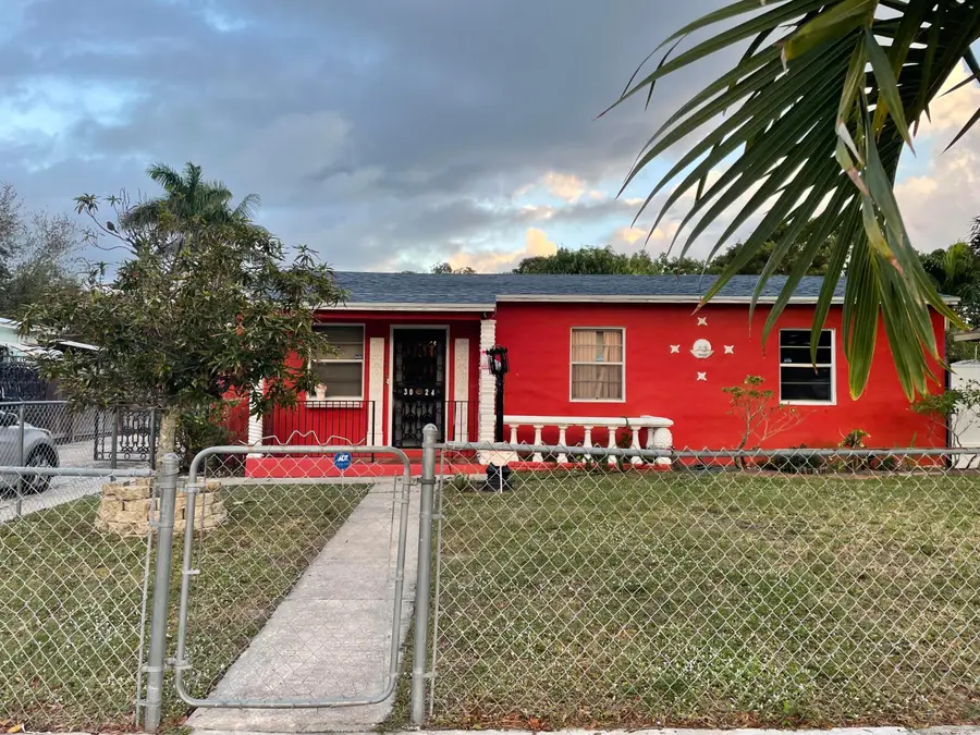 3024 Glenwood Road, West Palm Beach, FL 33405 - #2