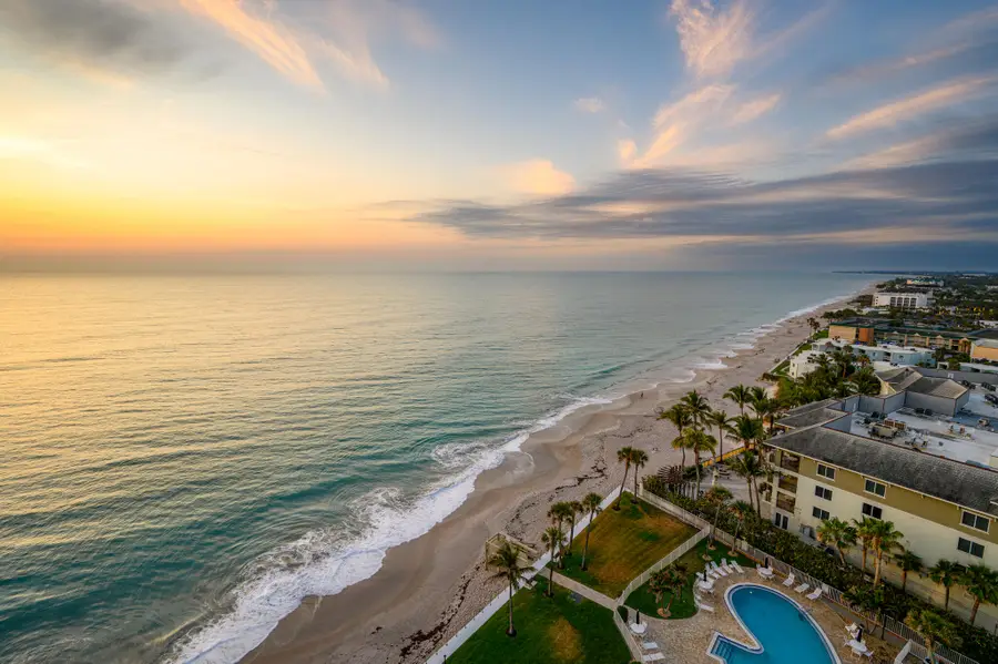 3554 Ocean Drive #Ph4n, Vero Beach, FL 32963 - #3