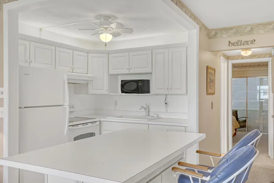 680 Horizons W #110, Boynton Beach, FL 33435 - #2