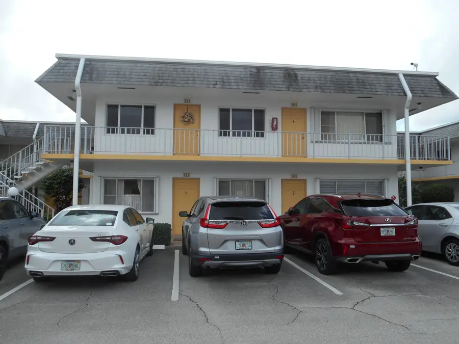 3322 Cynthia Lane #106, Lake Worth Beach, FL 33461 - #2