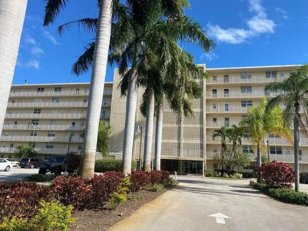 5700 NW 2nd Avenue #401, Boca Raton, FL 33487