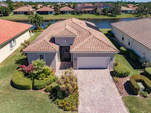 5558 55th Avenue, Vero Beach, FL 32967