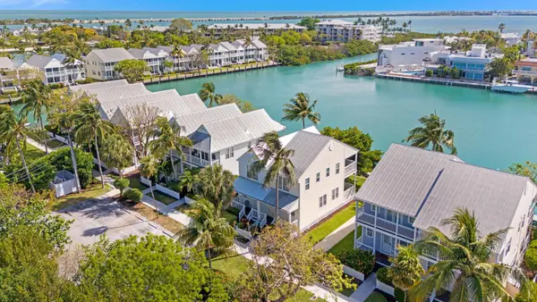 7051 Harbor Village Drive, ,, FL 33050