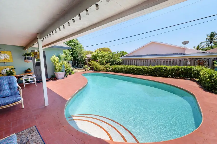 1630 40th Street, West Palm Beach, FL 33407 - #2
