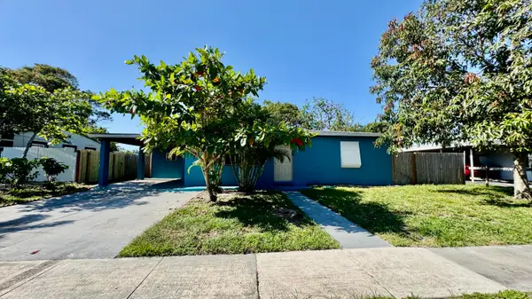629 Troy Boulevard, West Palm Beach, FL 33409