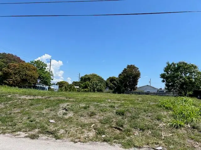 172 W 16th Street, Riviera Beach, FL 33404 - #1
