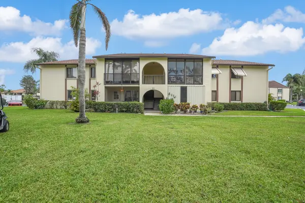 331 Knotty Pine Circle #C-1, ,, FL 33463