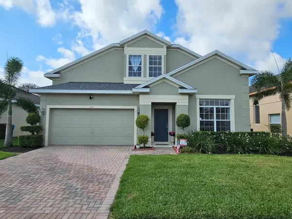 426 Cadiz Loop, Davenport, FL 33837