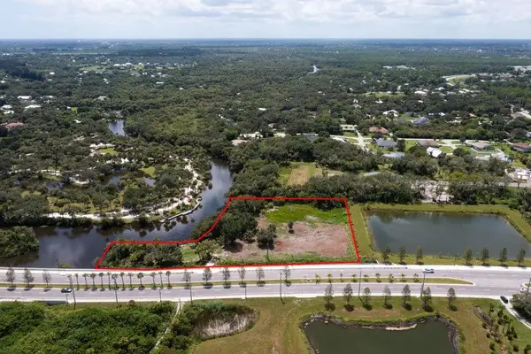 2083 W Midway Road, Fort Pierce, FL 34981