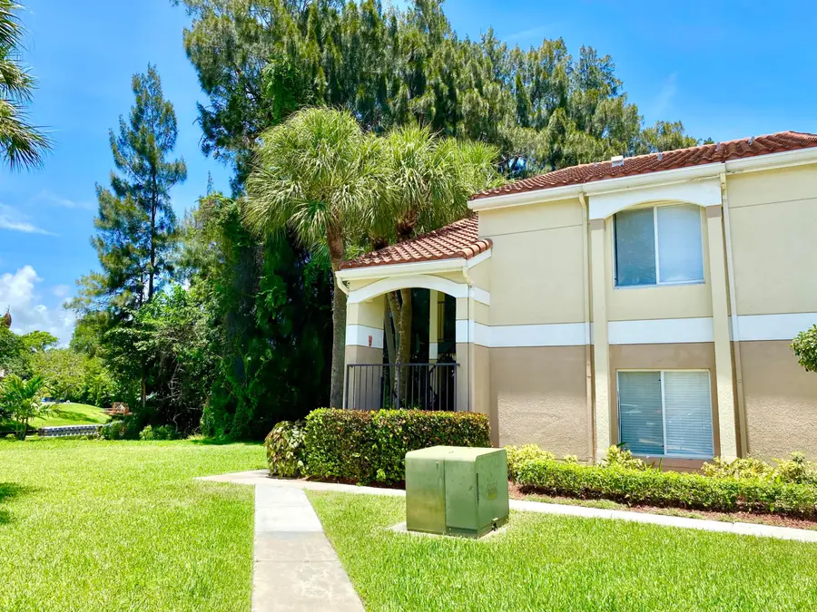815 W Boynton Beach Boulevard #16-201, Boynton Beach, FL 33426 - #2