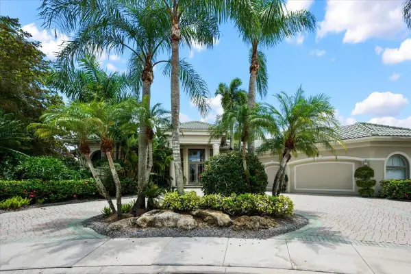 8571 Egret Lakes Lane, West Palm Beach, FL 33412