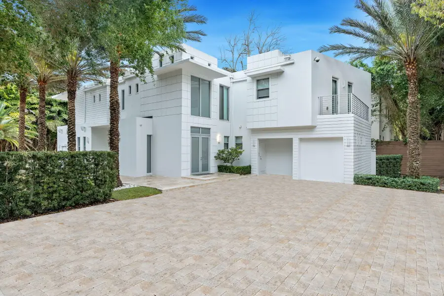 3917 S Le Jeune Road, Miami, FL 33146 - #3