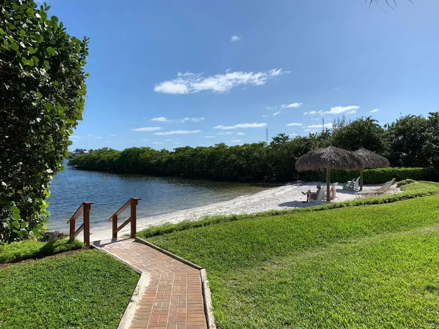 700 Scotia Drive #303, Hypoluxo, FL 33462 - #3