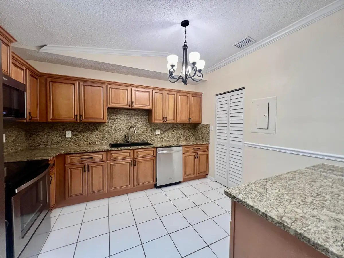 1431 Captains Walk #17, Fort Pierce, FL 34950 - #1